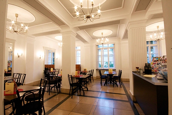 Foyer-Cafe